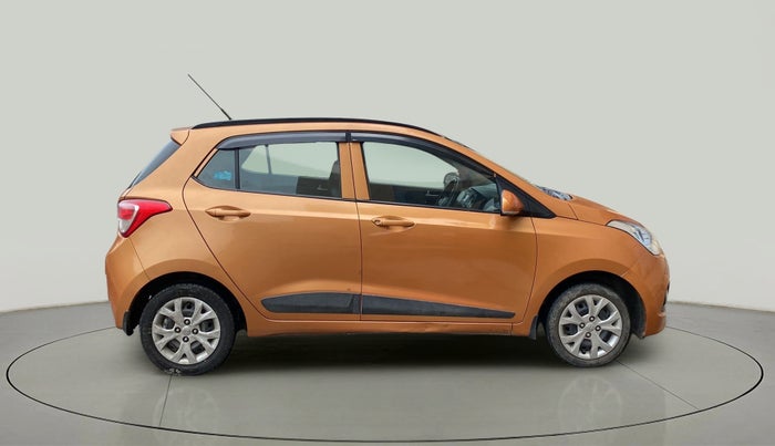 2016 Hyundai Grand i10 SPORTZ 1.2 KAPPA VTVT, Petrol, Manual, 44,692 km, Right Side View