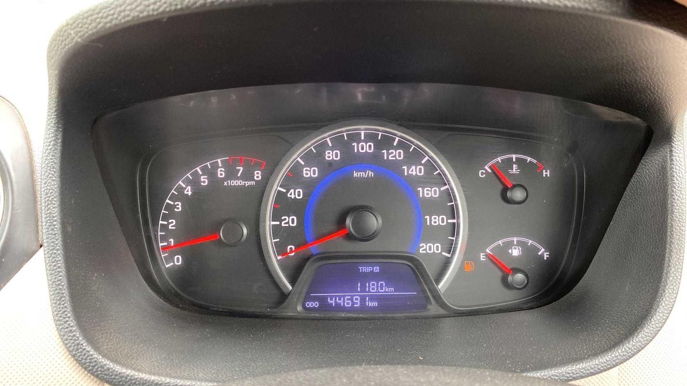 2016 Hyundai Grand i10 SPORTZ 1.2 KAPPA VTVT, Petrol, Manual, 44,692 km, Odometer Image