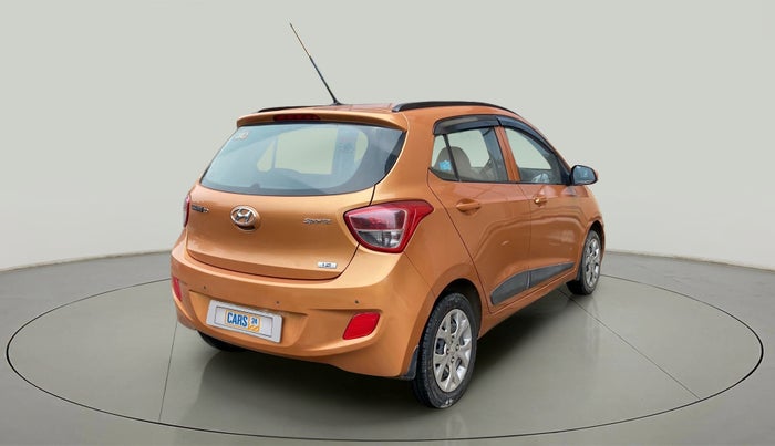2016 Hyundai Grand i10 SPORTZ 1.2 KAPPA VTVT, Petrol, Manual, 44,692 km, Right Back Diagonal