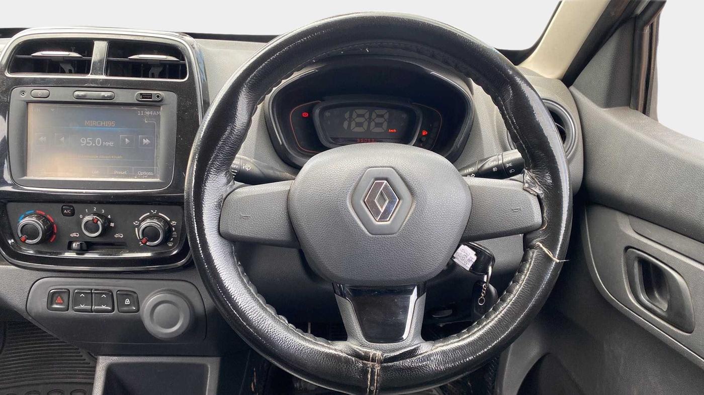 2016 Renault Kwid RXT 1.0, Petrol, Manual, 55,180 km, Steering Wheel Close Up
