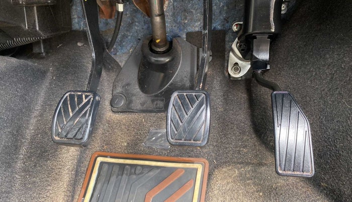 2019 Maruti New Wagon-R LXI CNG 1.0, CNG, Manual, 63,595 km, Pedals