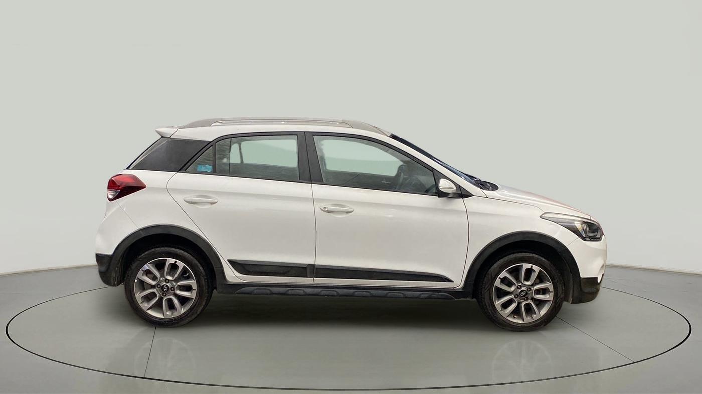 2015 Hyundai i20 Active 1.2 S, Petrol, Manual, 64,487 km, Right Side View