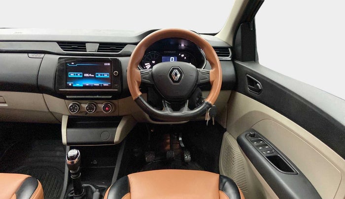 2019 Renault TRIBER RXT, Petrol, Manual, 49,290 km, Steering Wheel Close Up