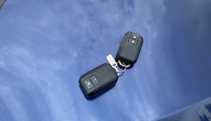 2019 Toyota Glanza V CVT, Petrol, Automatic, 56,261 km, Key Close Up