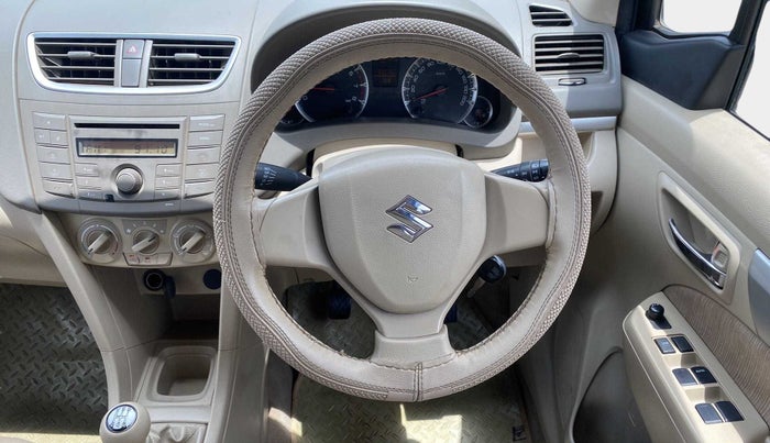2013 Maruti Ertiga VXI CNG, CNG, Manual, 69,165 km, Steering Wheel Close Up