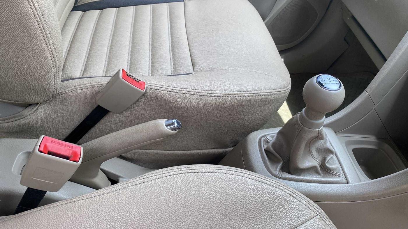 2013 Maruti Ertiga VXI CNG, CNG, Manual, 69,165 km, Gear Lever