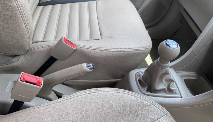 2013 Maruti Ertiga VXI CNG, CNG, Manual, 69,165 km, Gear Lever
