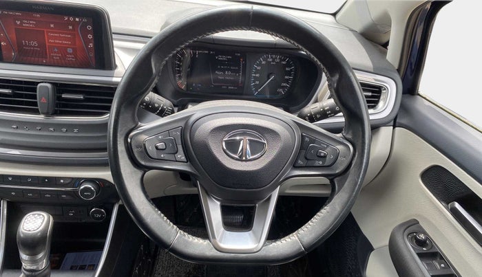 2022 Tata ALTROZ XZA PLUS, Petrol, Automatic, 28,660 km, Steering Wheel Close Up