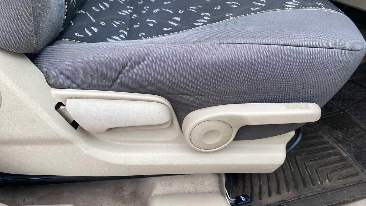 2012 Maruti A Star VXI (ABS) AT, Petrol, Automatic, 39,795 km, Driver Side Adjustment Panel