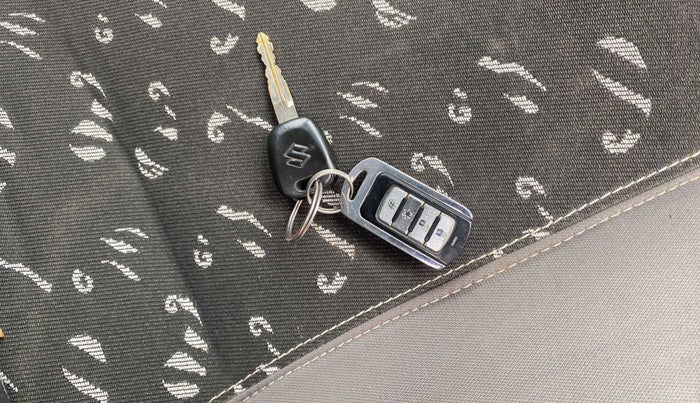 2012 Maruti A Star VXI (ABS) AT, Petrol, Automatic, 39,795 km, Key Close Up