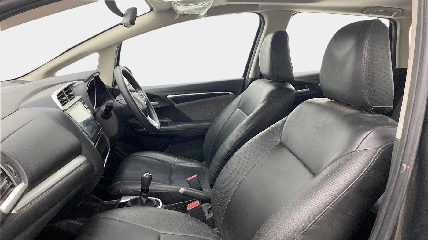 2017 Honda WR-V 1.5L I-DTEC VX MT, Diesel, Manual, 97,807 km, Right Side Front Door Cabin
