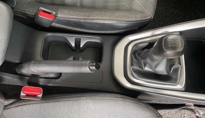 2022 KIA SONET HTK PLUS 1.2, Petrol, Manual, 26,871 km, Gear Lever
