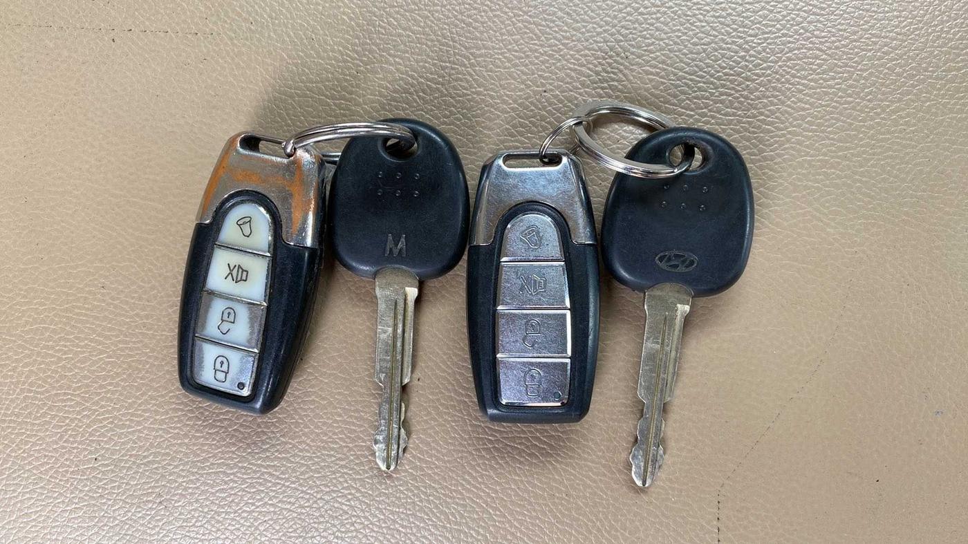 2018 Hyundai Eon ERA +, Petrol, Manual, 82,830 km, Key Close Up