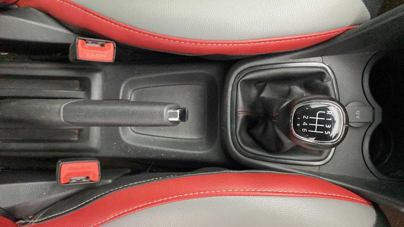 2020 Skoda Rapid MONTE CARLO TSI, Petrol, Manual, 57,801 km, Gear Lever