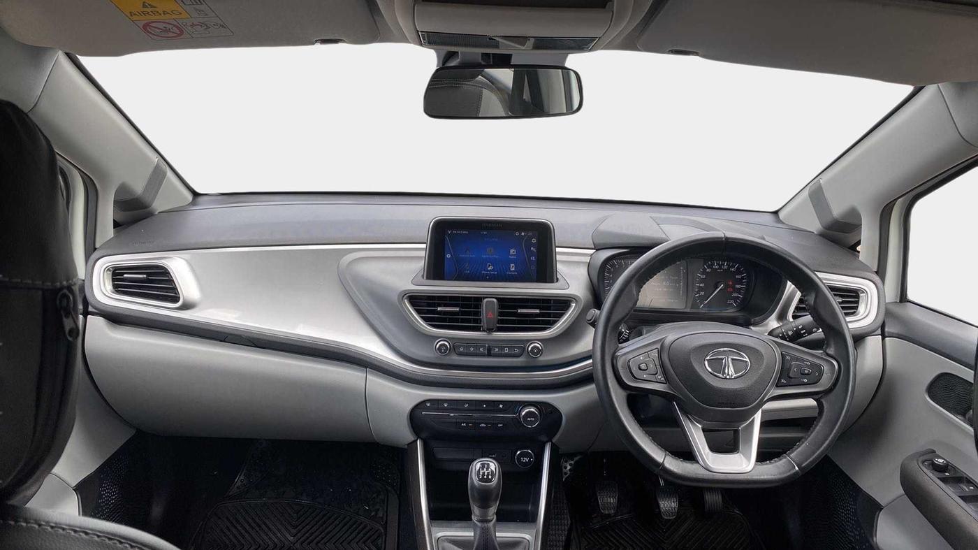 2021 Tata ALTROZ XZ PETROL, Petrol, Manual, 17,387 km, Dashboard
