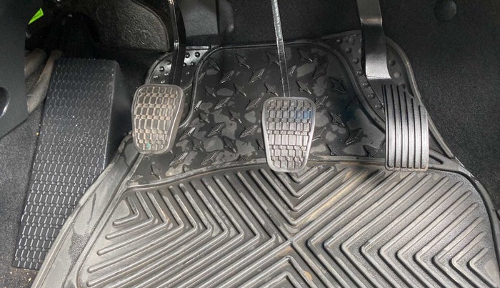 2021 Tata ALTROZ XZ PETROL, Petrol, Manual, 17,387 km, Pedals