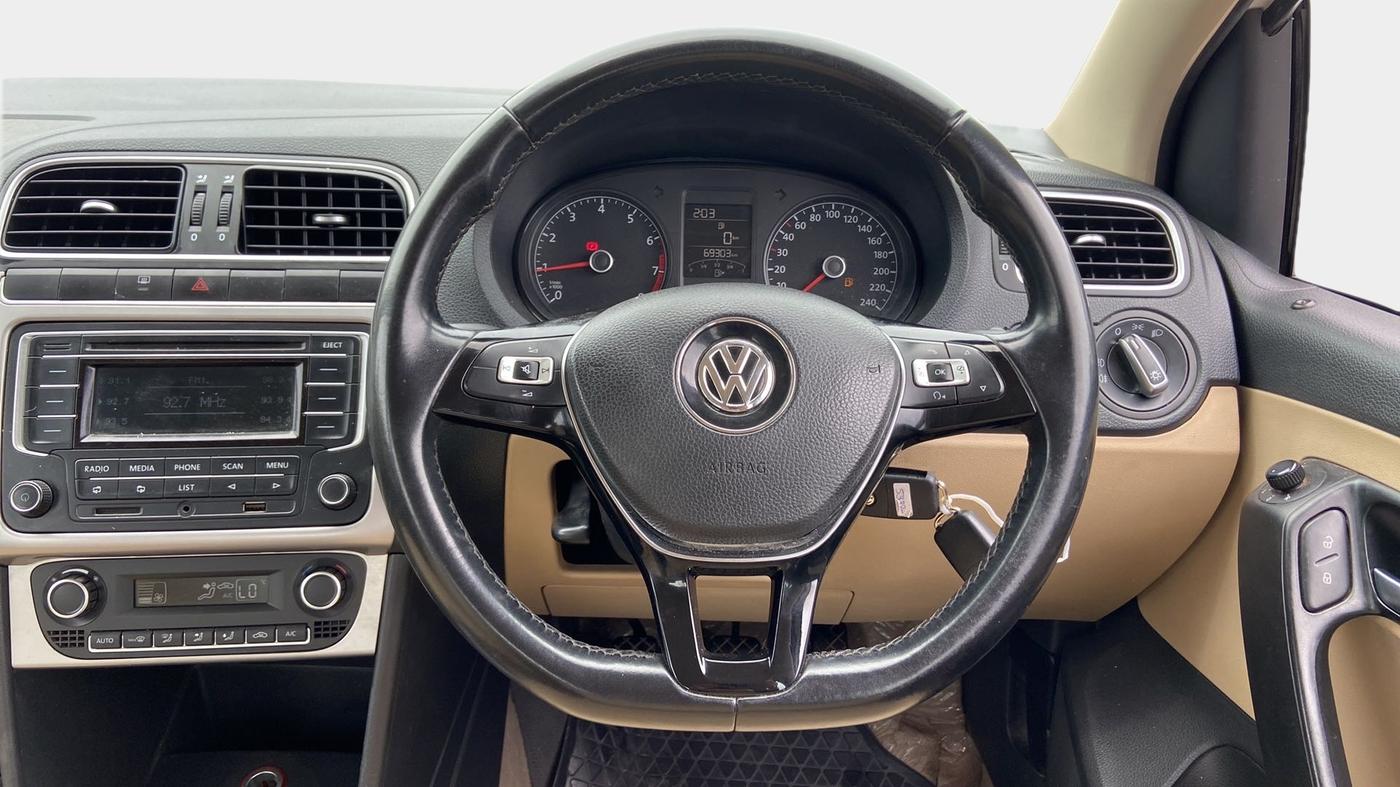 2014 Volkswagen Polo HIGHLINE1.2L, Petrol, Manual, 69,285 km, Steering Wheel Close Up