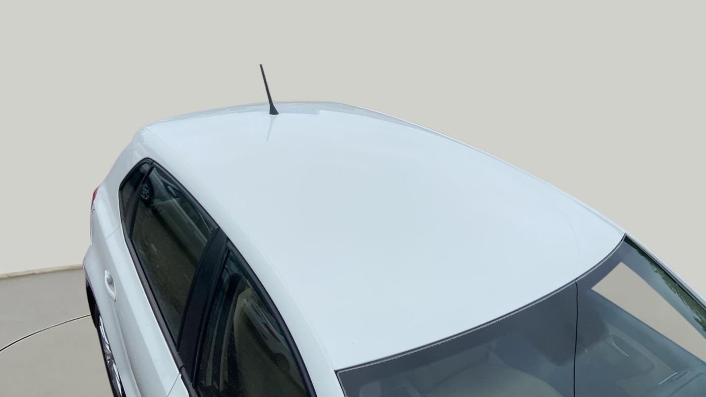 2014 Volkswagen Polo HIGHLINE1.2L, Petrol, Manual, 69,285 km, Roof