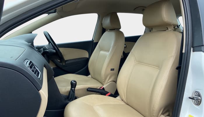 2014 Volkswagen Polo HIGHLINE1.2L, Petrol, Manual, 69,285 km, Right Side Front Door Cabin