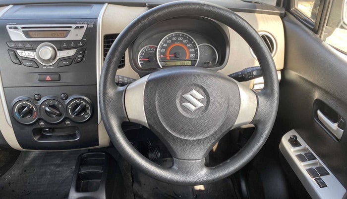2015 Maruti Wagon R 1.0 VXI, Petrol, Manual, 56,620 km, Steering Wheel Close Up