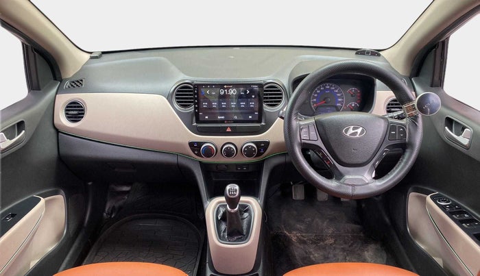 2015 Hyundai Grand i10 SPORTZ 1.2 KAPPA VTVT, Petrol, Manual, 80,884 km, Dashboard