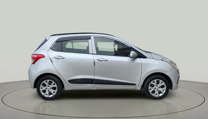 2015 Hyundai Grand i10 SPORTZ 1.2 KAPPA VTVT, Petrol, Manual, 80,884 km, Right Side View