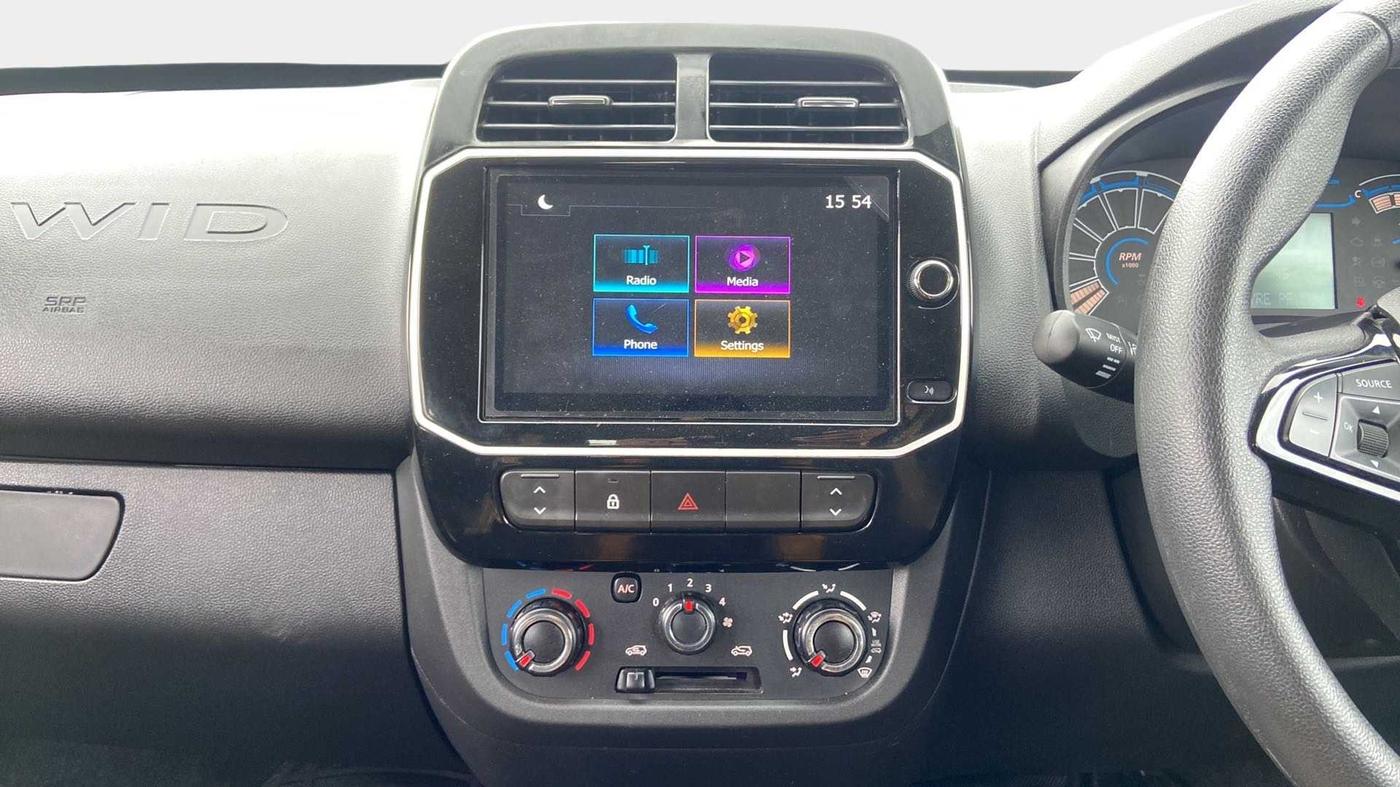 2023 Renault Kwid CLIMBER AMT 1.0, Petrol, Automatic, 4,588 km, Air Conditioner