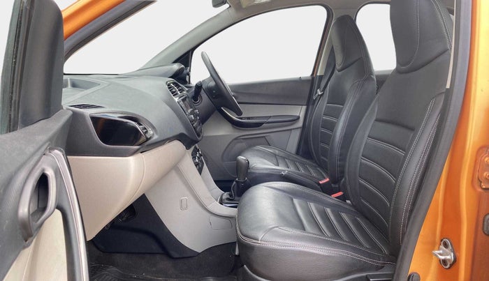 2018 Tata Tiago XT PETROL, Petrol, Manual, 71,137 km, Right Side Front Door Cabin