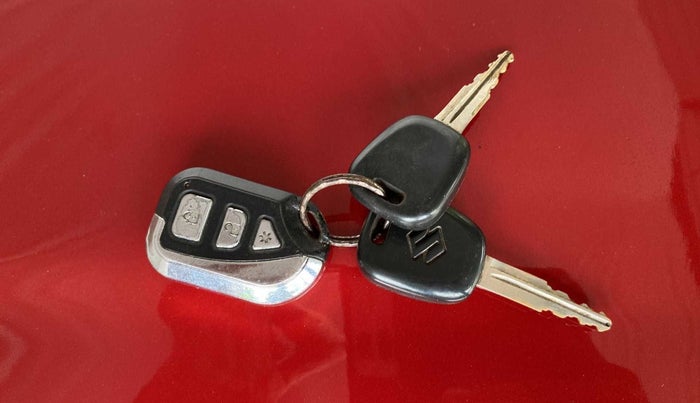 2014 Maruti Alto 800 LXI, Petrol, Manual, 56,977 km, Key Close Up