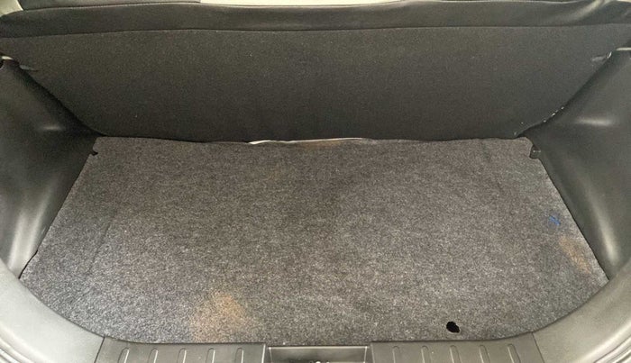 2023 Maruti Alto LXI O, Petrol, Manual, 1,013 km, Boot Inside