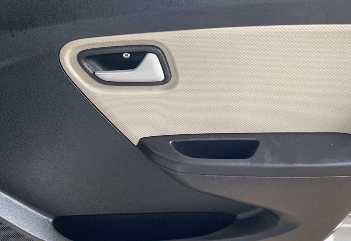 2023 Maruti Alto LXI O, Petrol, Manual, 1,013 km, Driver Side Door Panels Control