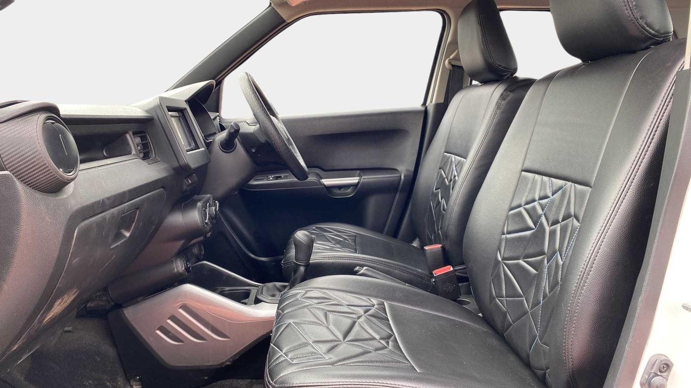 2021 Maruti IGNIS SIGMA 1.2, Petrol, Manual, 14,286 km, Right Side Front Door Cabin