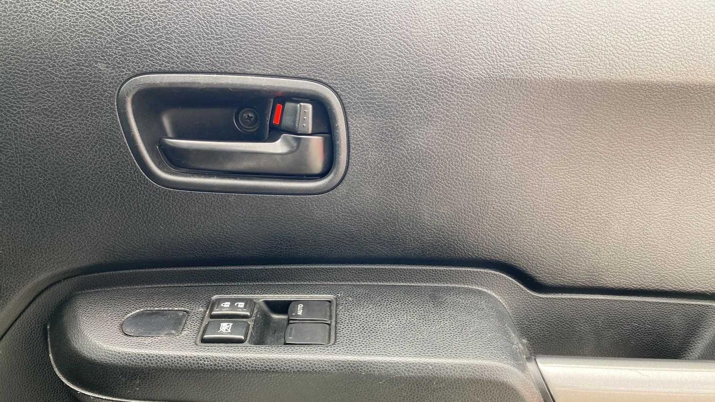 2021 Maruti IGNIS SIGMA 1.2, Petrol, Manual, 14,286 km, Driver Side Door Panels Control