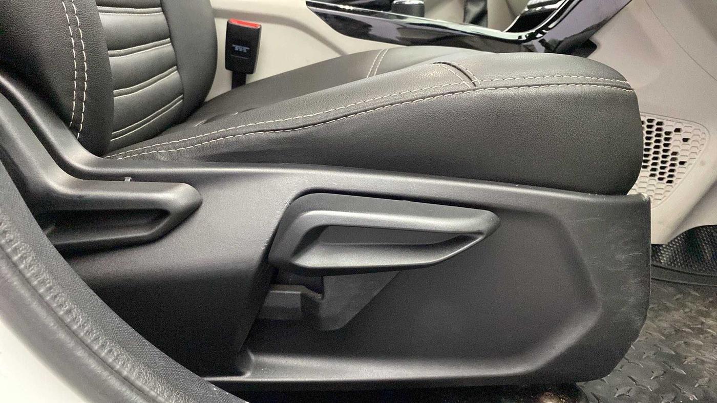 2020 Tata NEXON XZ PLUS PETROL, Petrol, Manual, 25,614 km, Driver Side Adjustment Panel