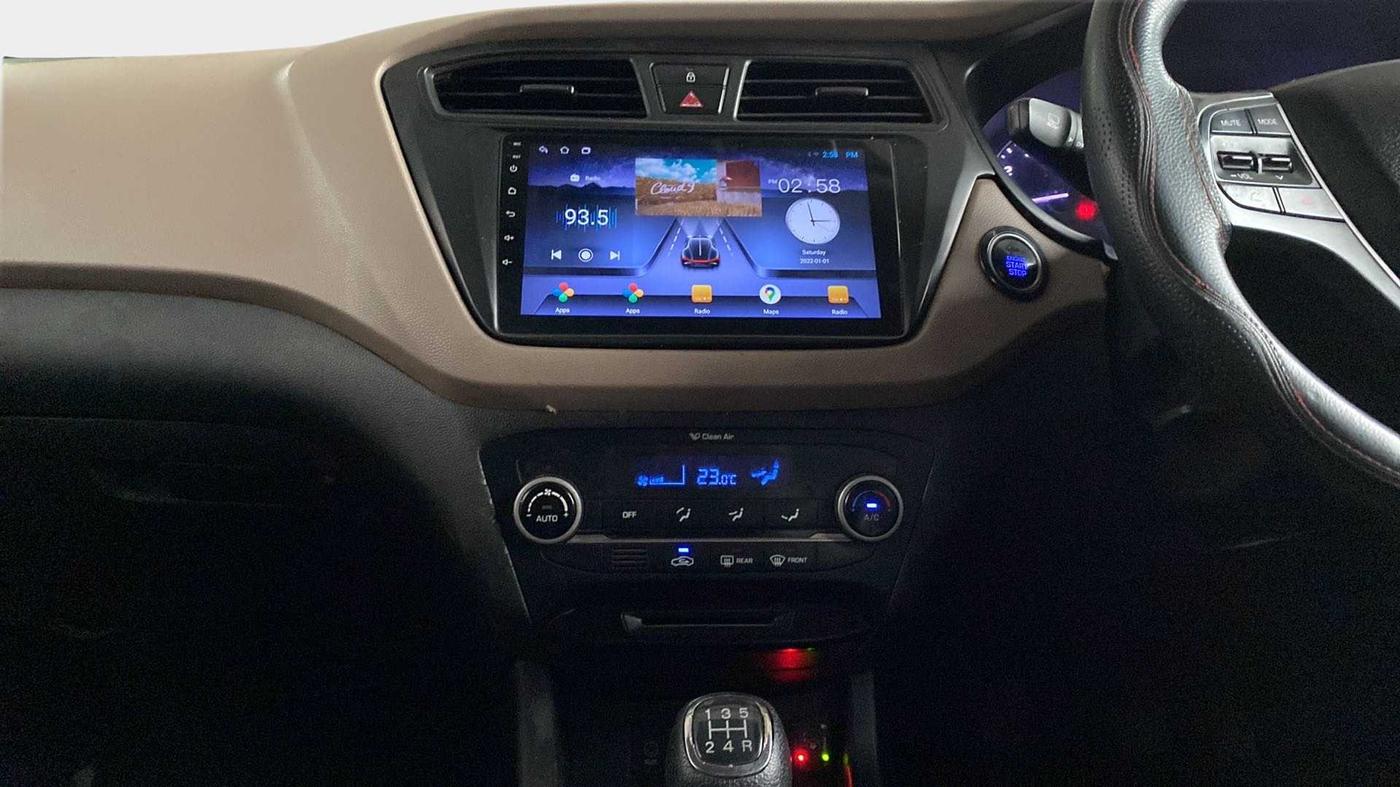 2015 Hyundai Elite i20 ASTA 1.2, CNG, Manual, 1,08,002 km, Air Conditioner