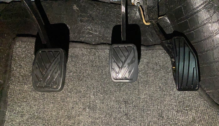 2018 Maruti Baleno DELTA PETROL 1.2, Petrol, Manual, 81,604 km, Pedals