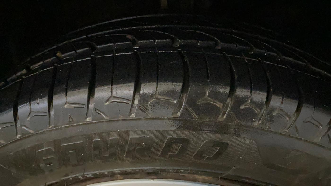 2018 Maruti Baleno DELTA PETROL 1.2, Petrol, Manual, 81,604 km, Right Front Tyre Tread