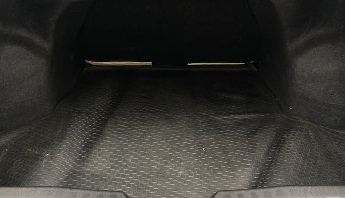 2021 Maruti Ciaz ZETA 1.5 SHVS MT PETROL, Petrol, Manual, 49,876 km, Boot Inside
