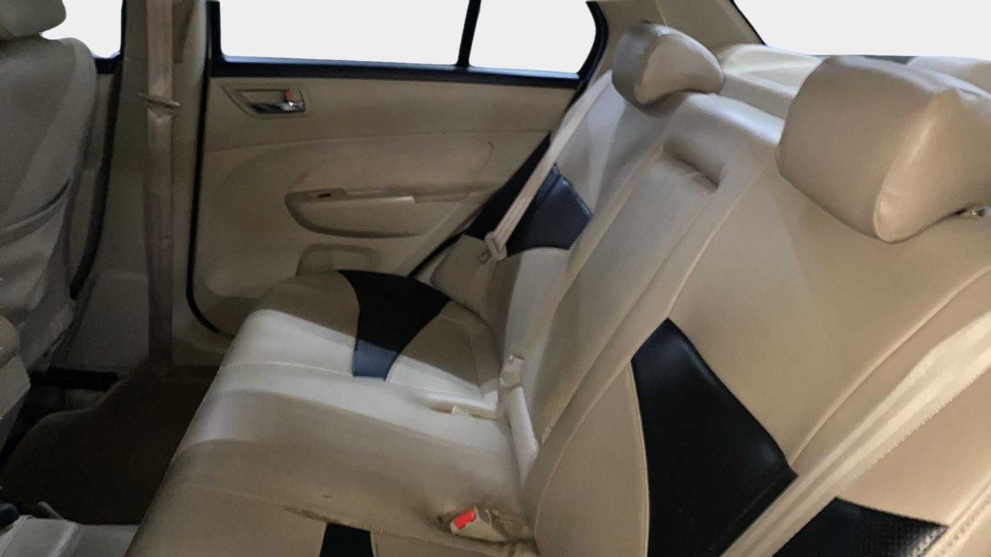 2016 Maruti Swift Dzire VXI, Petrol, Manual, 69,572 km, Right Side Rear Door Cabin