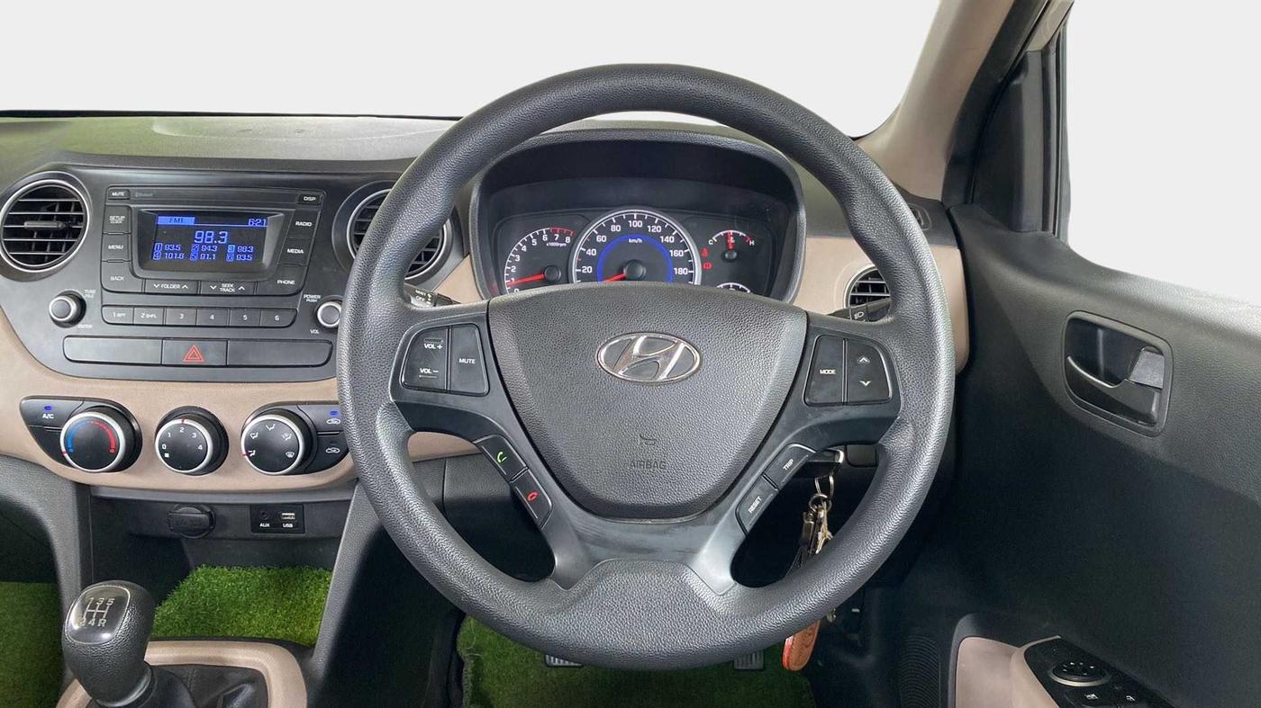 2018 Hyundai Grand i10 MAGNA 1.2 KAPPA VTVT, Petrol, Manual, 42,363 km, Steering Wheel Close Up