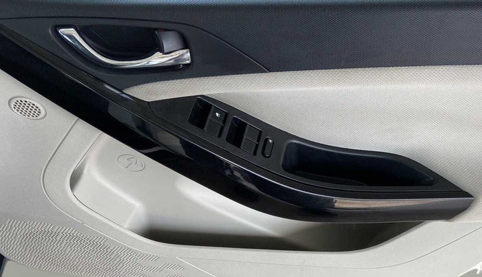 2020 Tata NEXON XZ PLUS PETROL, Petrol, Manual, 47,299 km, Driver Side Door Panels Control
