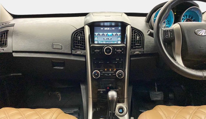 2021 Mahindra XUV500 W7 AT, Diesel, Automatic, 25,366 km, Air Conditioner