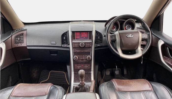 2013 Mahindra XUV500 W8, Diesel, Manual, 51,598 km, Dashboard