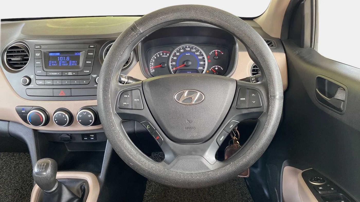 2018 Hyundai Grand i10 MAGNA 1.2 KAPPA VTVT, Petrol, Manual, 14,891 km, Steering Wheel Close Up