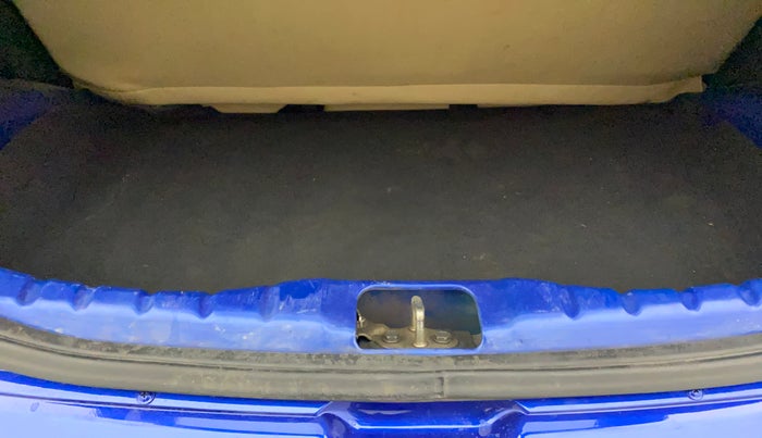 2012 Hyundai Eon MAGNA, Petrol, Manual, 26,429 km, Boot Inside