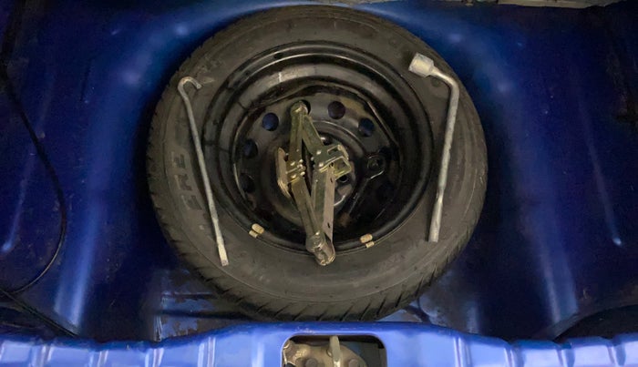 2012 Hyundai Eon MAGNA, Petrol, Manual, 26,429 km, Spare Tyre