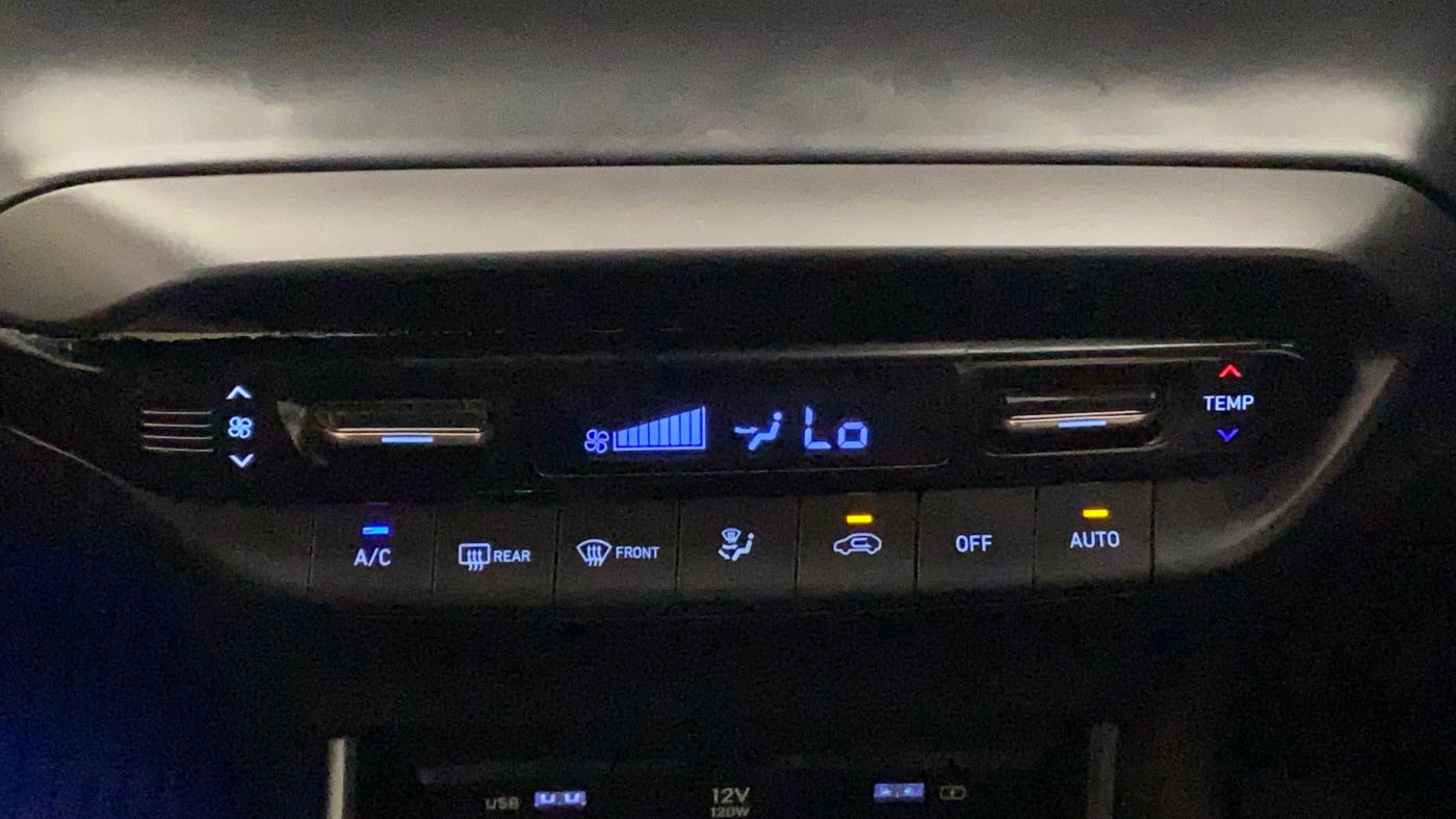 2020 Hyundai NEW I20 ASTA 1.0 GDI TURBO DCT, Petrol, Automatic, 36,213 km, Automatic Climate Control