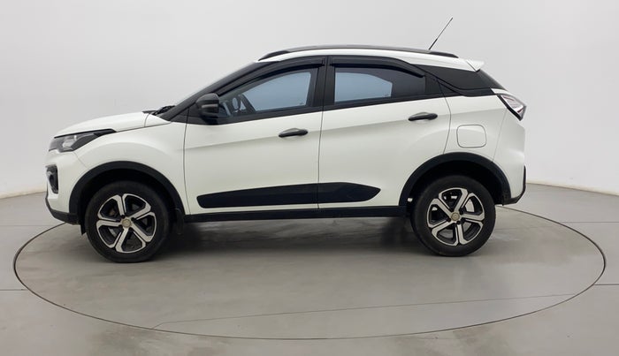 2022 Tata NEXON XMA SUNROOF PETROL, Petrol, Automatic, 41,249 km, Left Side