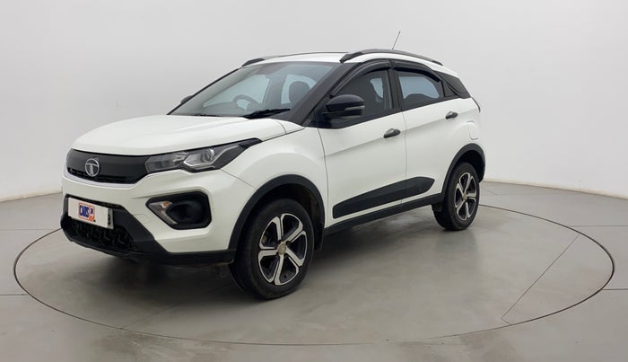 2022 Tata NEXON XMA SUNROOF PETROL, Petrol, Automatic, 41,249 km, Left Front Diagonal