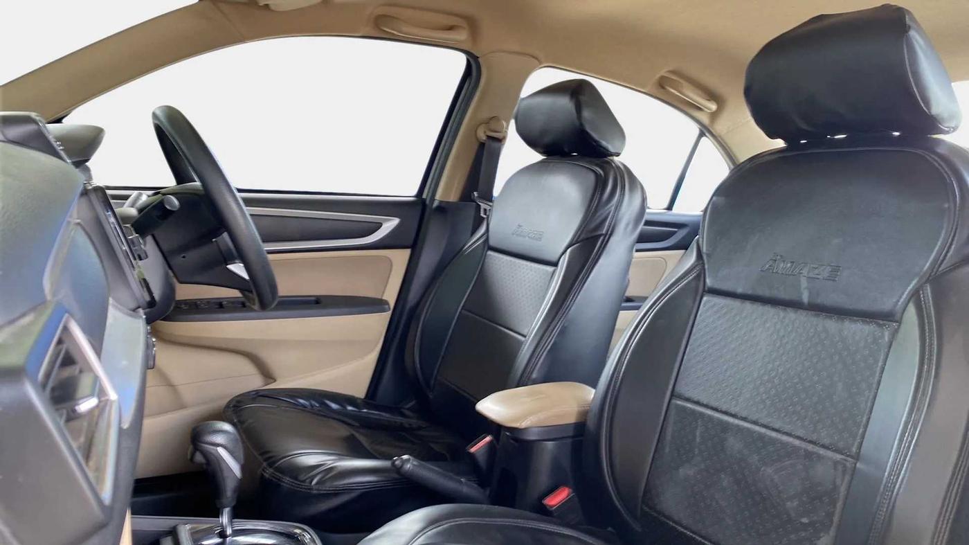 2022 Honda Amaze 1.2L I-VTEC S CVT, Petrol, Automatic, 52,228 km, Right Side Front Door Cabin